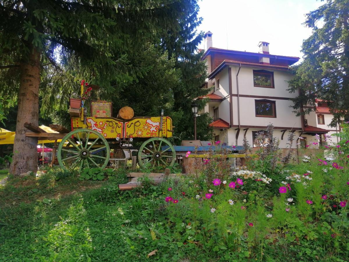 My Favorite Place: Smolyan Lakes Retreat Exterior photo